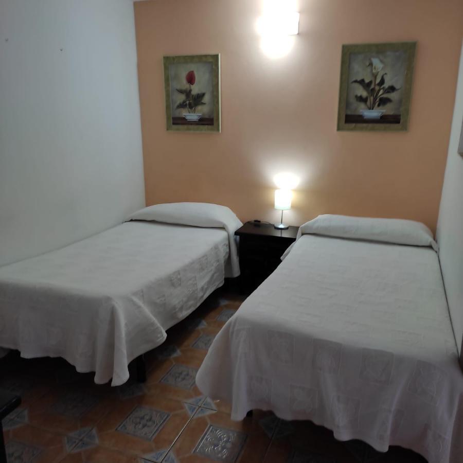 Hostal Castilla Aranjuez Exterior foto
