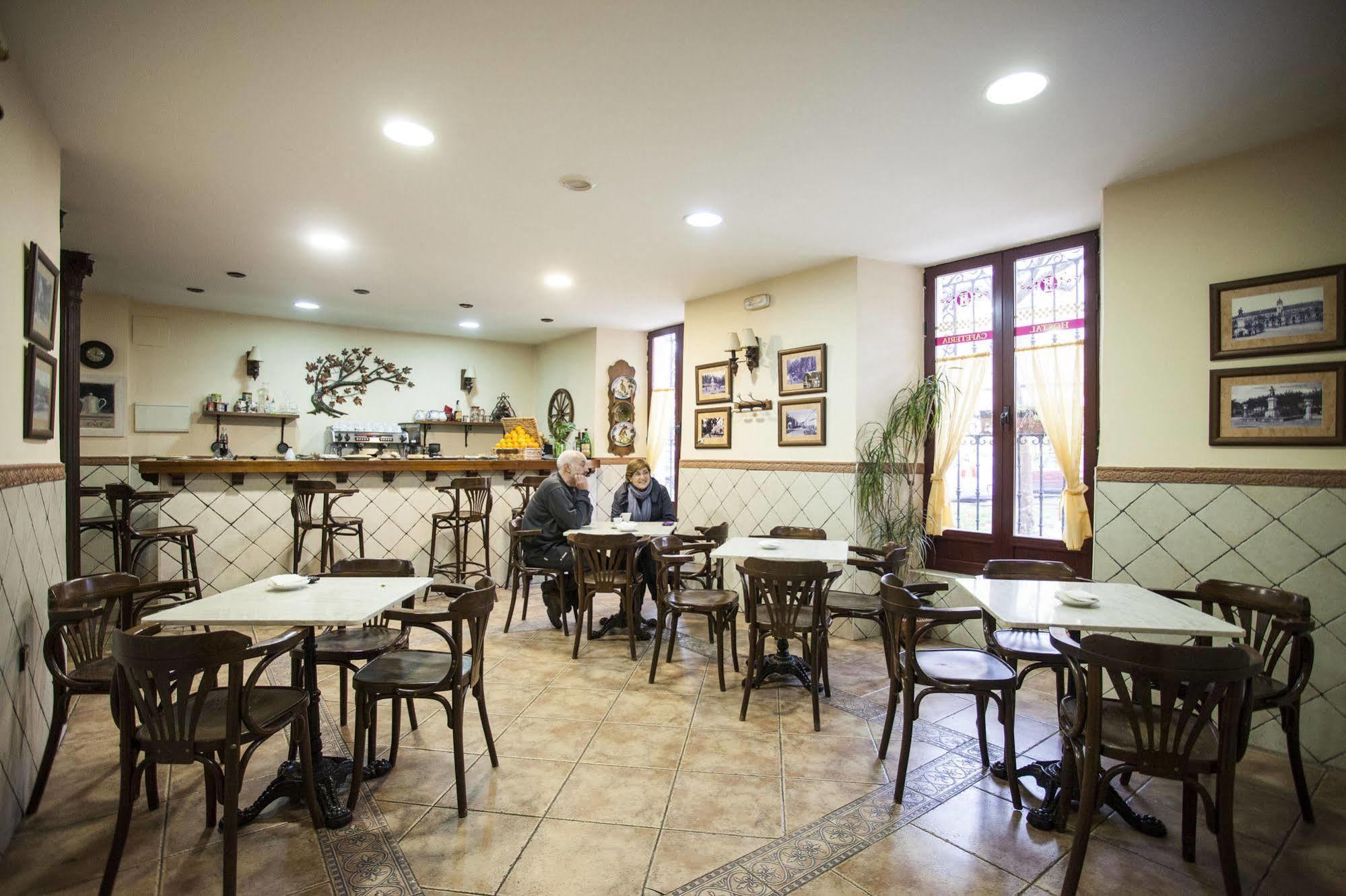Hostal Castilla Aranjuez Exterior foto